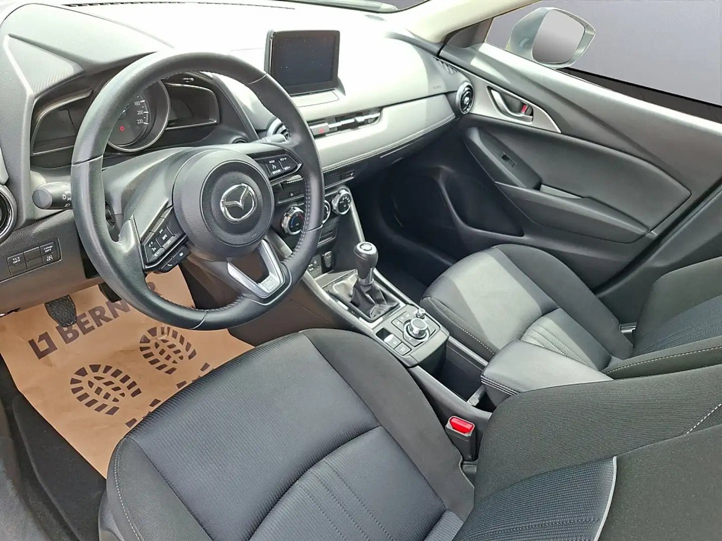 Mazda CX-3 G121 Takumi Weiß - 2
