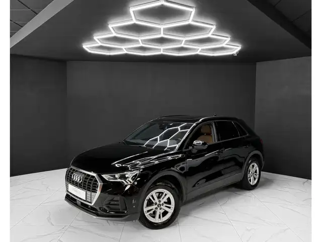 Audi Q3 35 TFSI / B&O / PANO / ACC / CAMERA