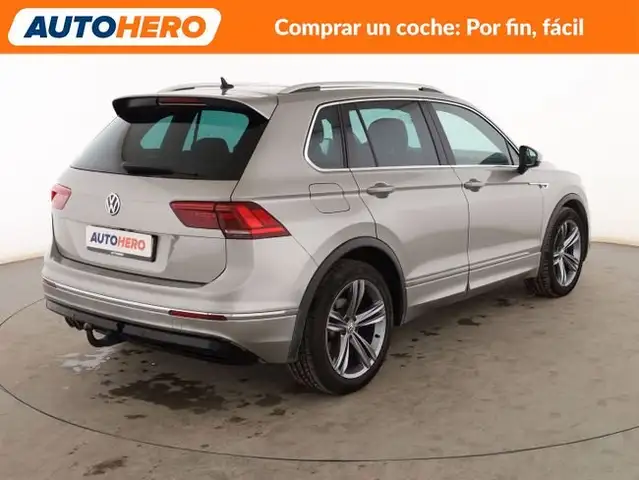 Volkswagen Tiguan view 6