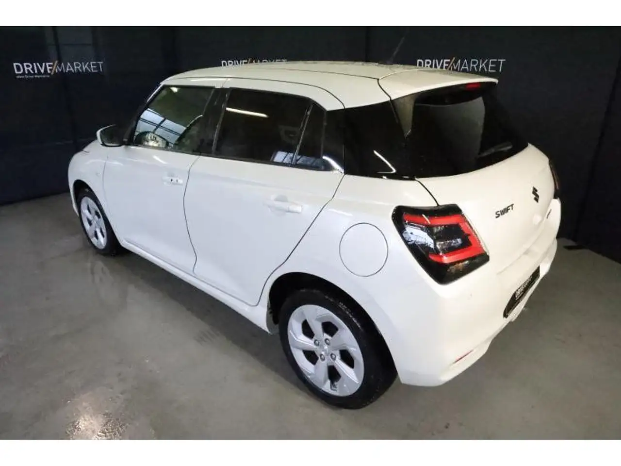 Suzuki Swift 2025 — фото 15