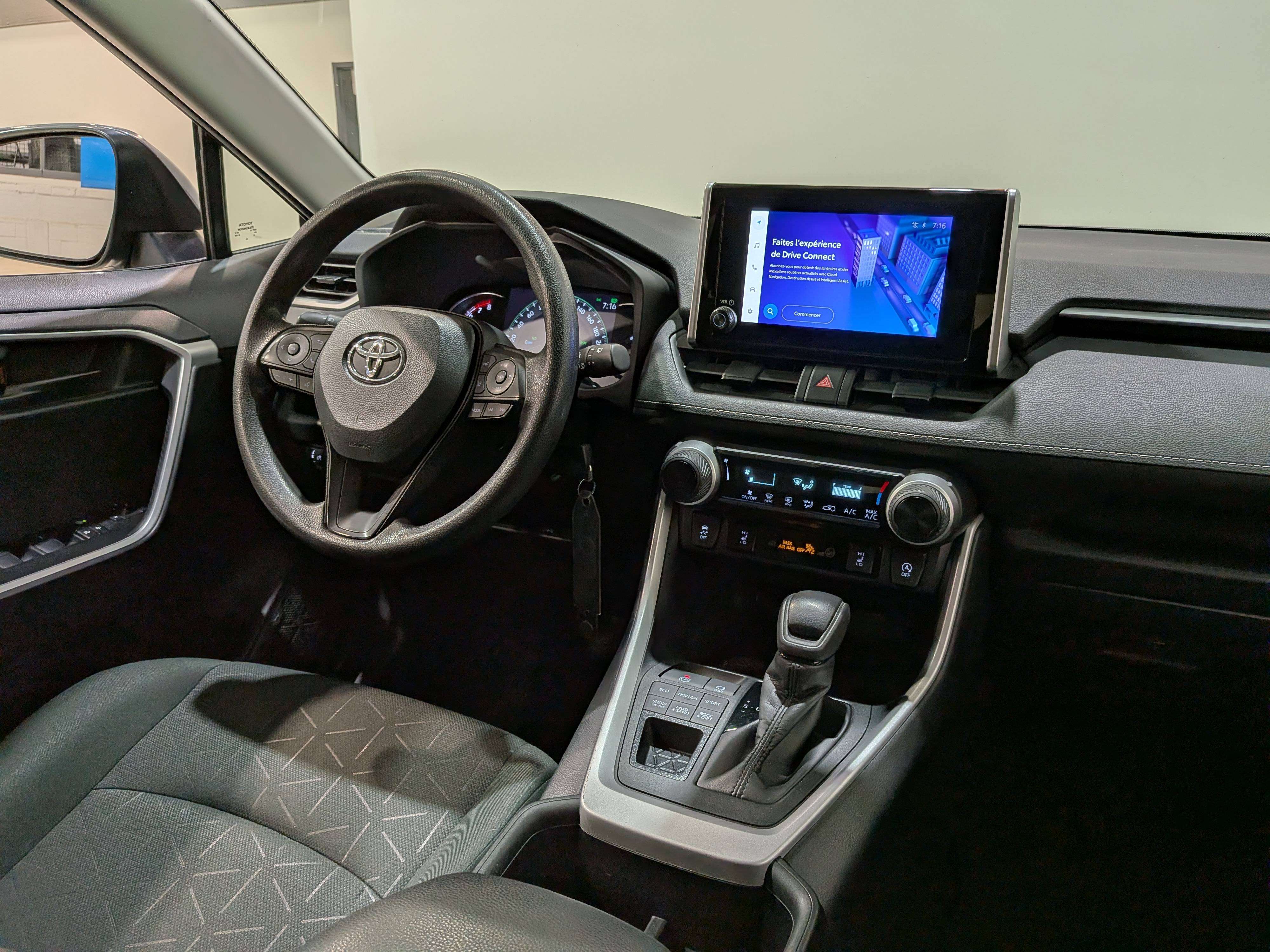 Toyota RAV4 2024