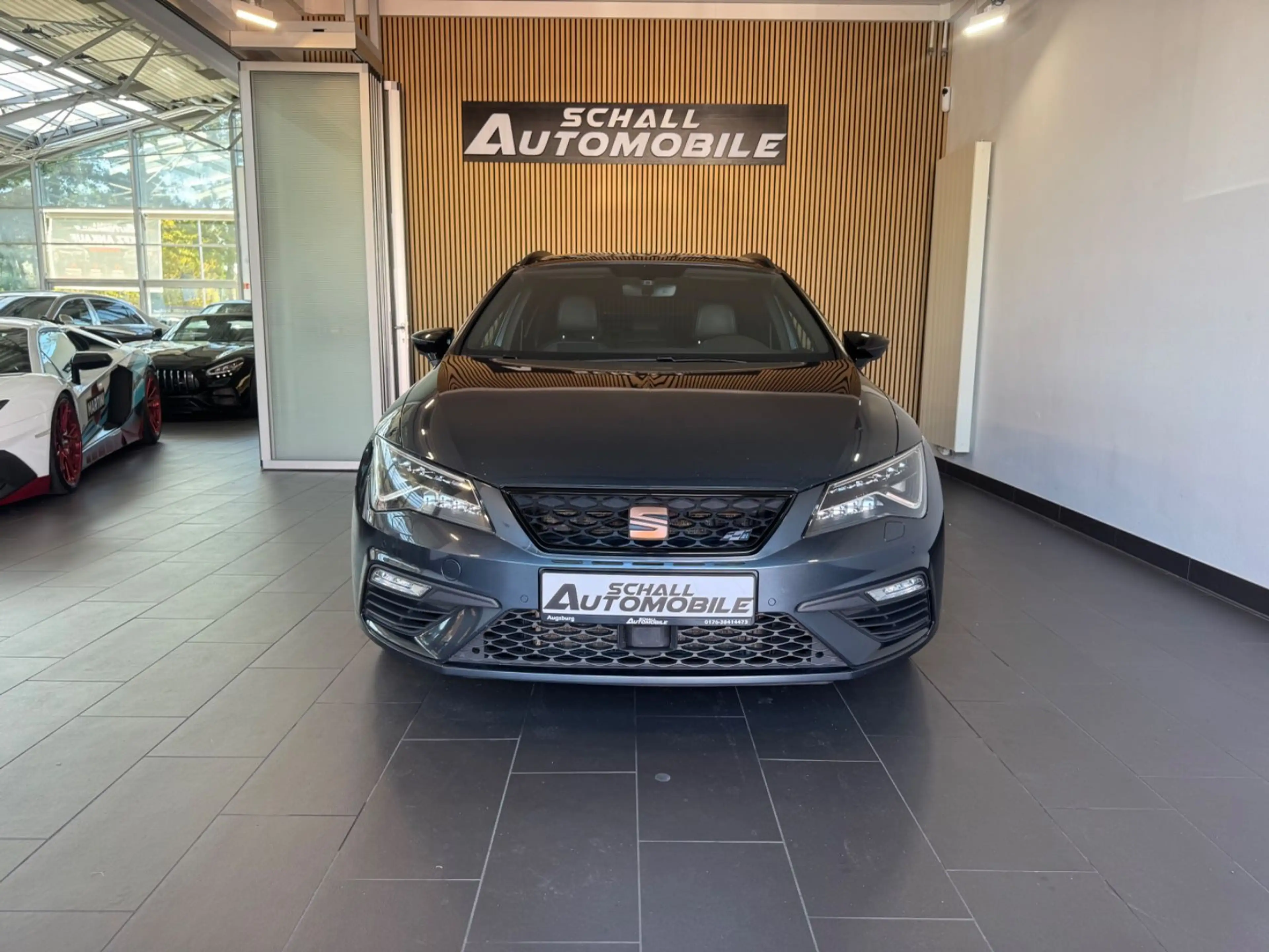 CUPRA Leon LEON ST 300 4Drive *ACC/VIRTUAL/PANO/KAMERA/LED* — photo 2