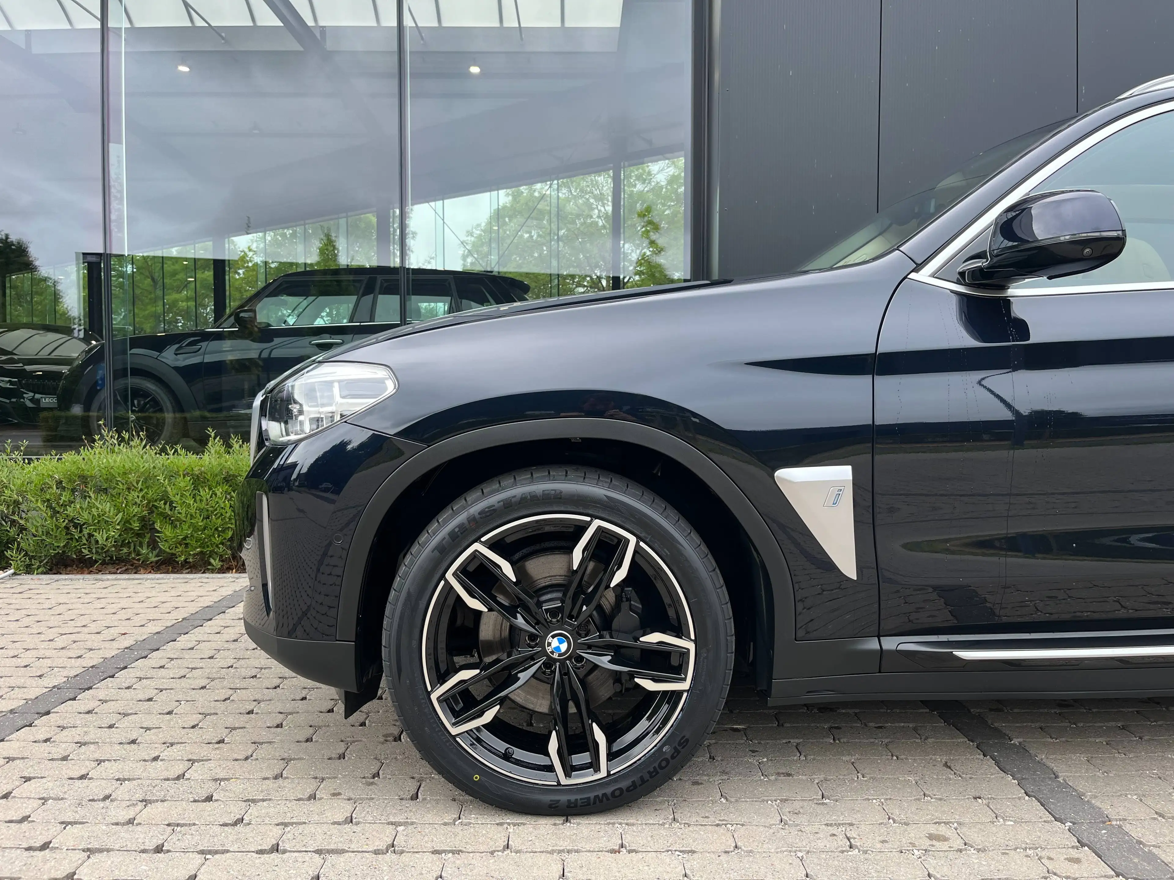 BMW iX3 iX3 74 kWh Panodak/Leder/Sportzetels/HUD/360'CAM/Trekhaak/SOH99.2% — photo 3
