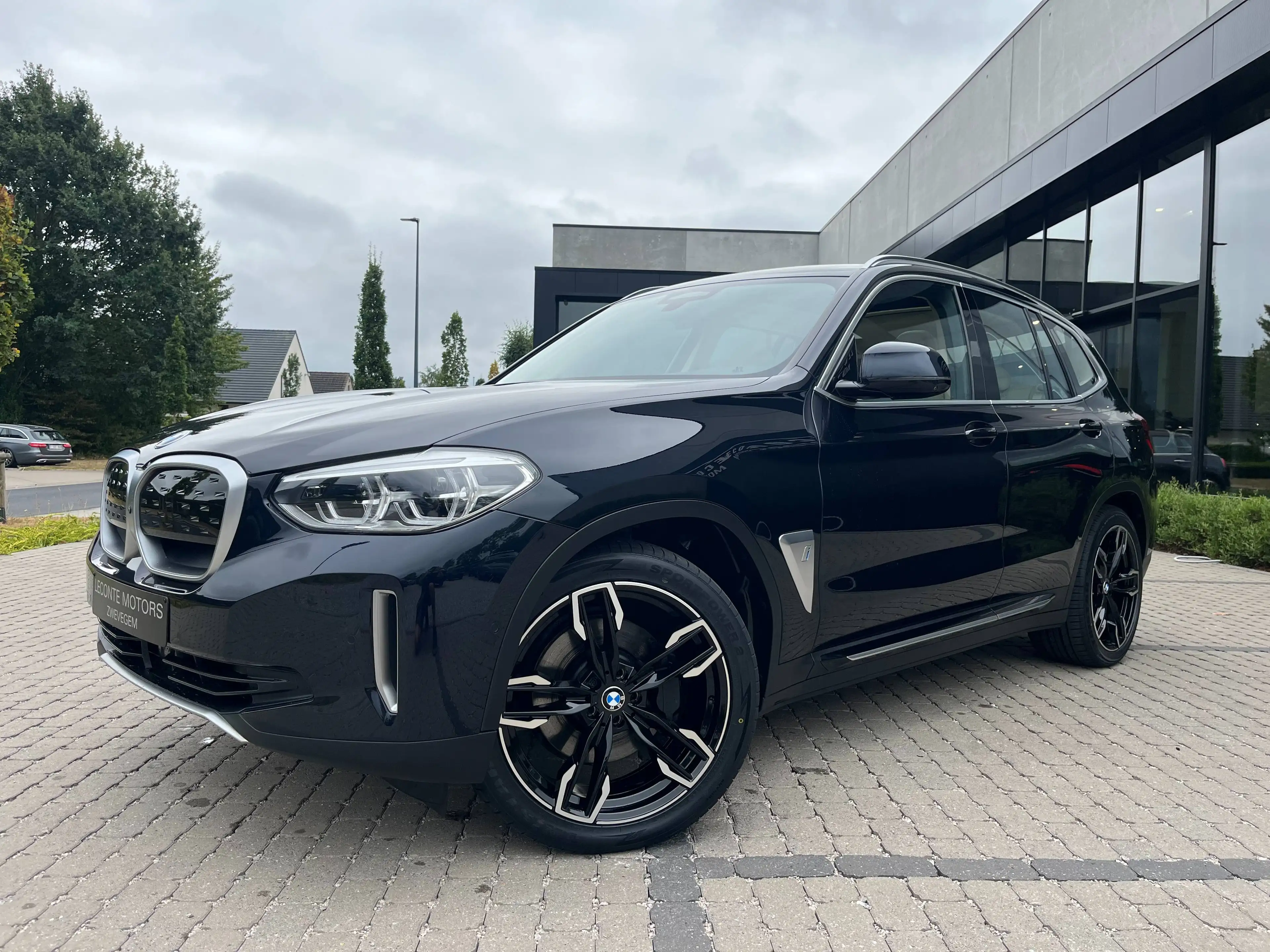 BMW iX3 iX3 74 kWh Panodak/Leder/Sportzetels/HUD/360'CAM/Trekhaak/SOH99.2% — photo 2
