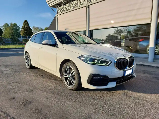 BMW 118 Serie 1 F40 118i Sport 140cv auto
