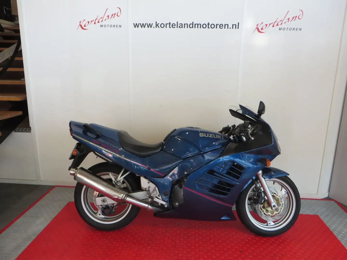 Suzuki RF 600 R Blauw - 1