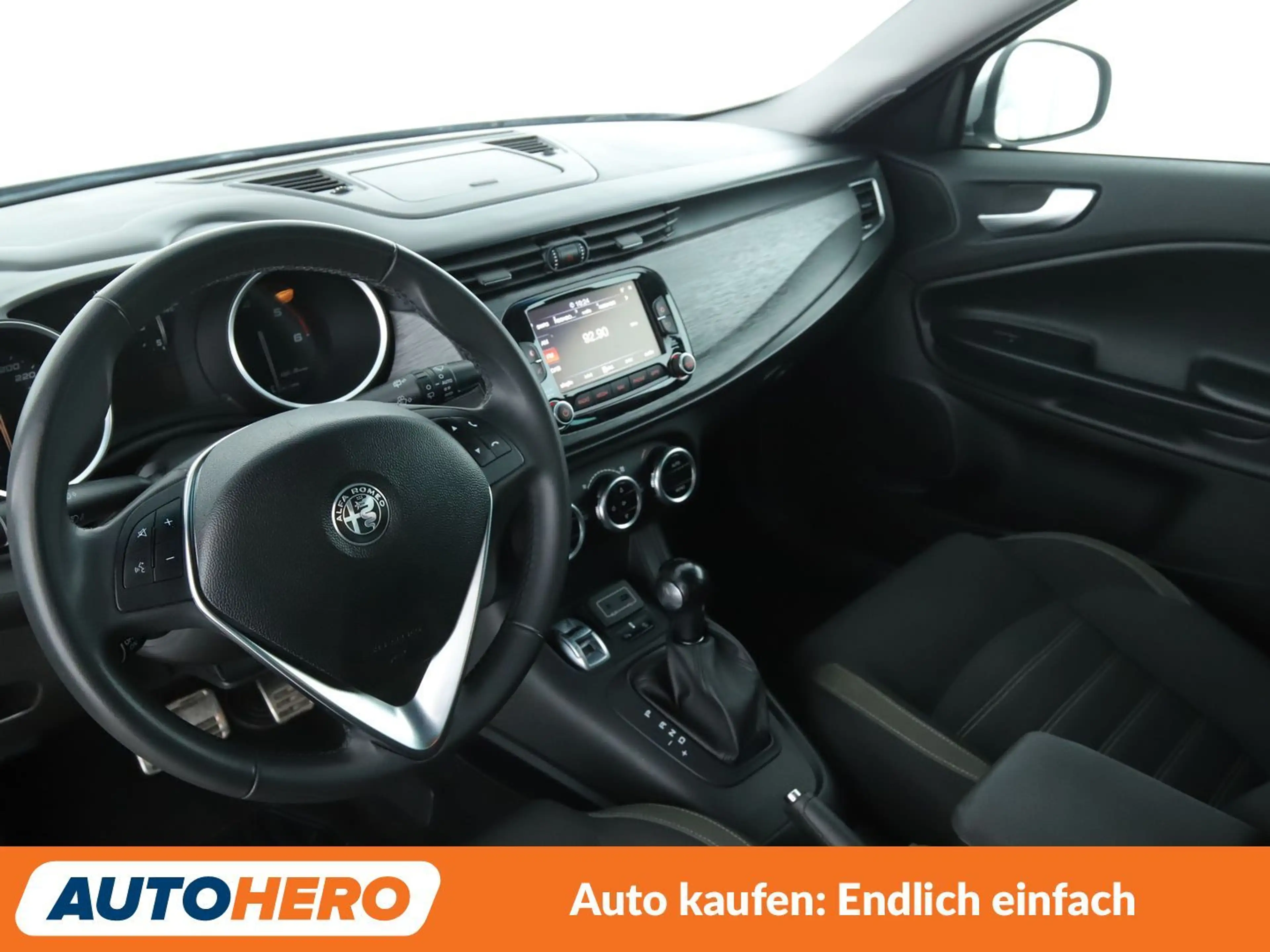Alfa Romeo Giulietta 1.6 JTD Super Aut.*NAVI*TEMPO*PDC*SHZ* — photo 11