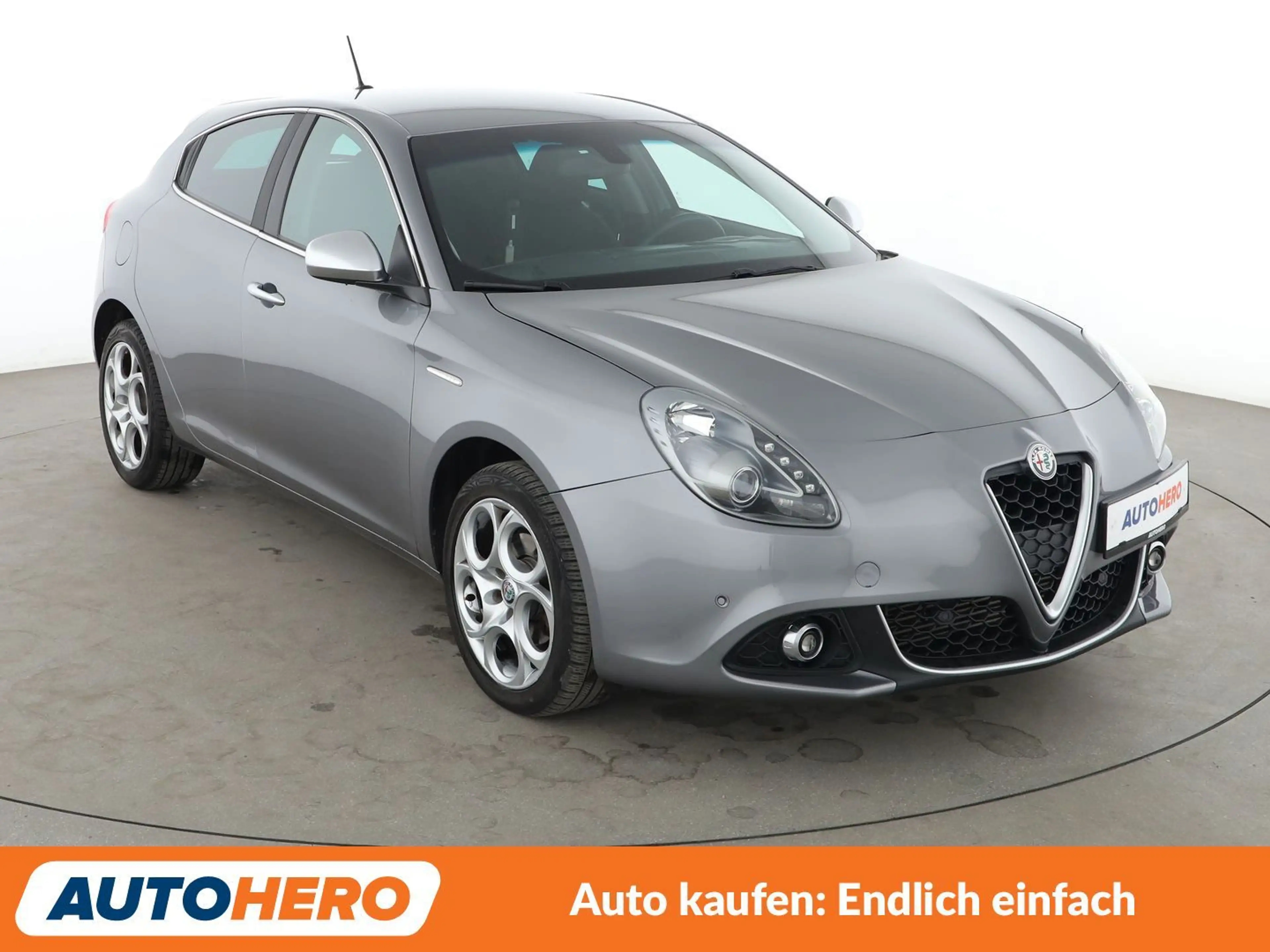 Alfa Romeo Giulietta 1.6 JTD Super Aut.*NAVI*TEMPO*PDC*SHZ* — photo 8