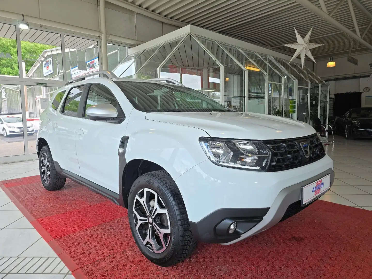Dacia Duster II Prestige+NAVI+KAMERA+KLIMA+TEMPOMAT+ Blanc - 1