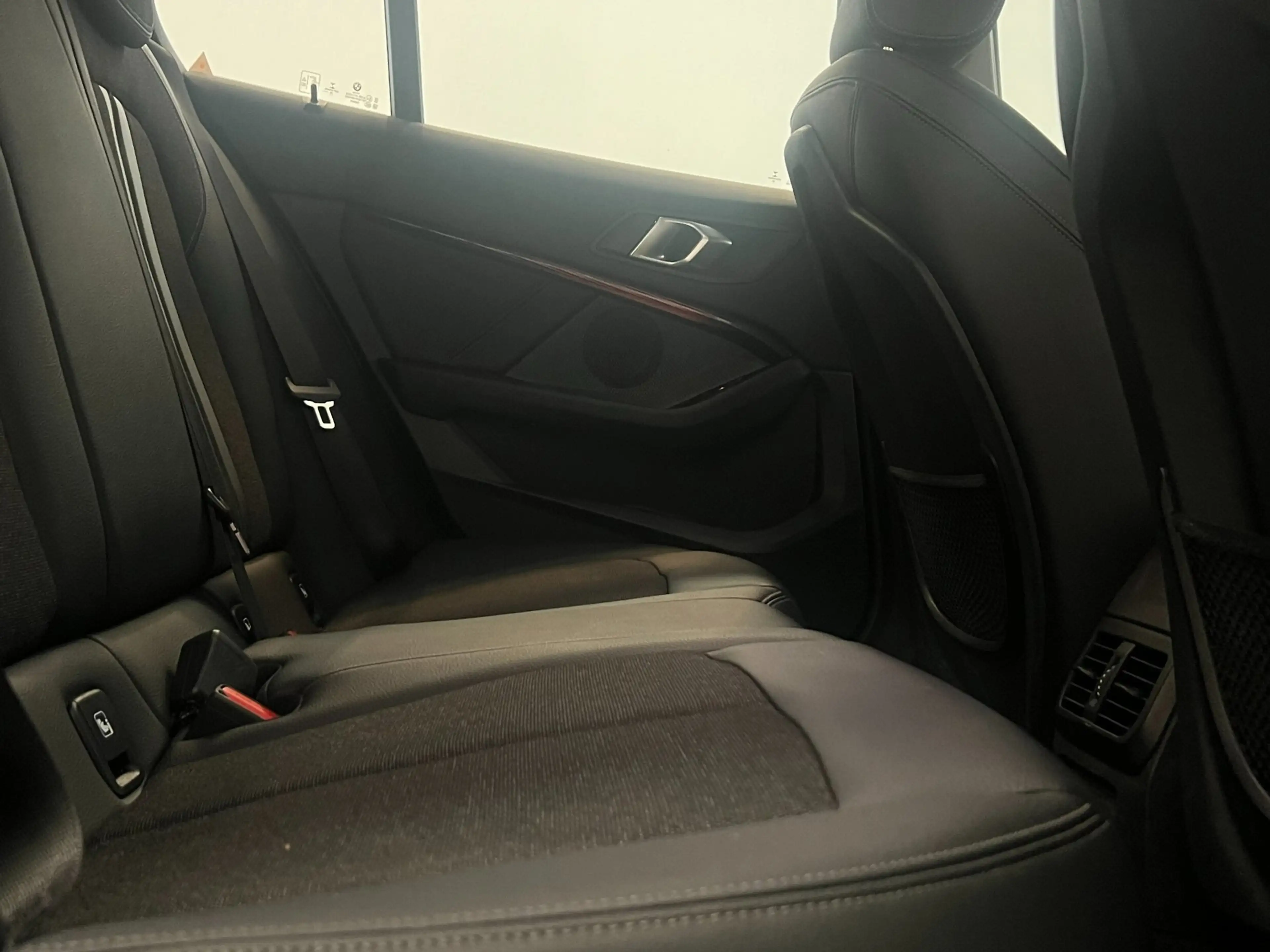 BMW 118 1-serie 118i Executive Edition / NL-auto / BTW / C — photo 7