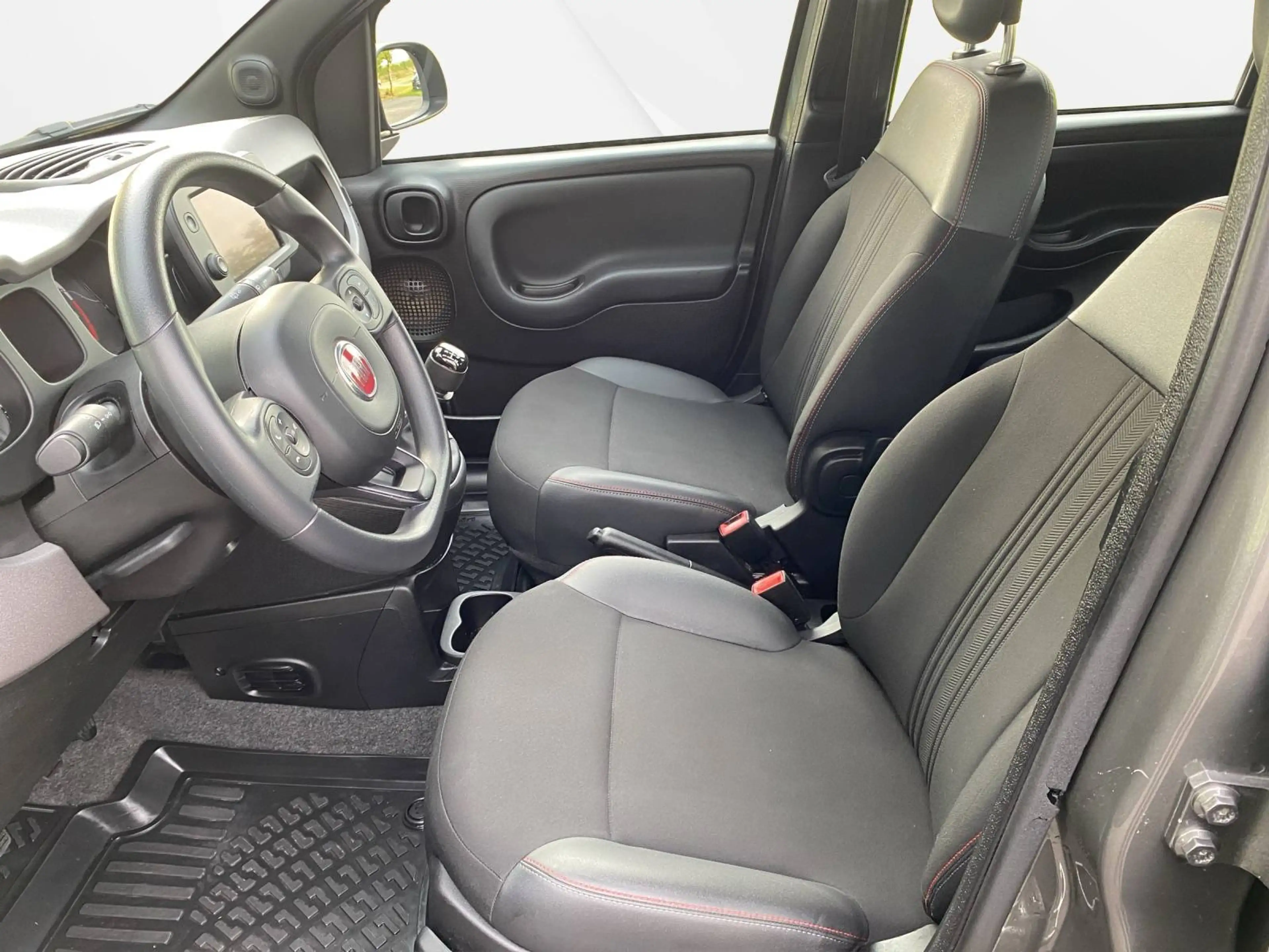 Fiat Panda Sport PDC, Klima, DAB — photo 9
