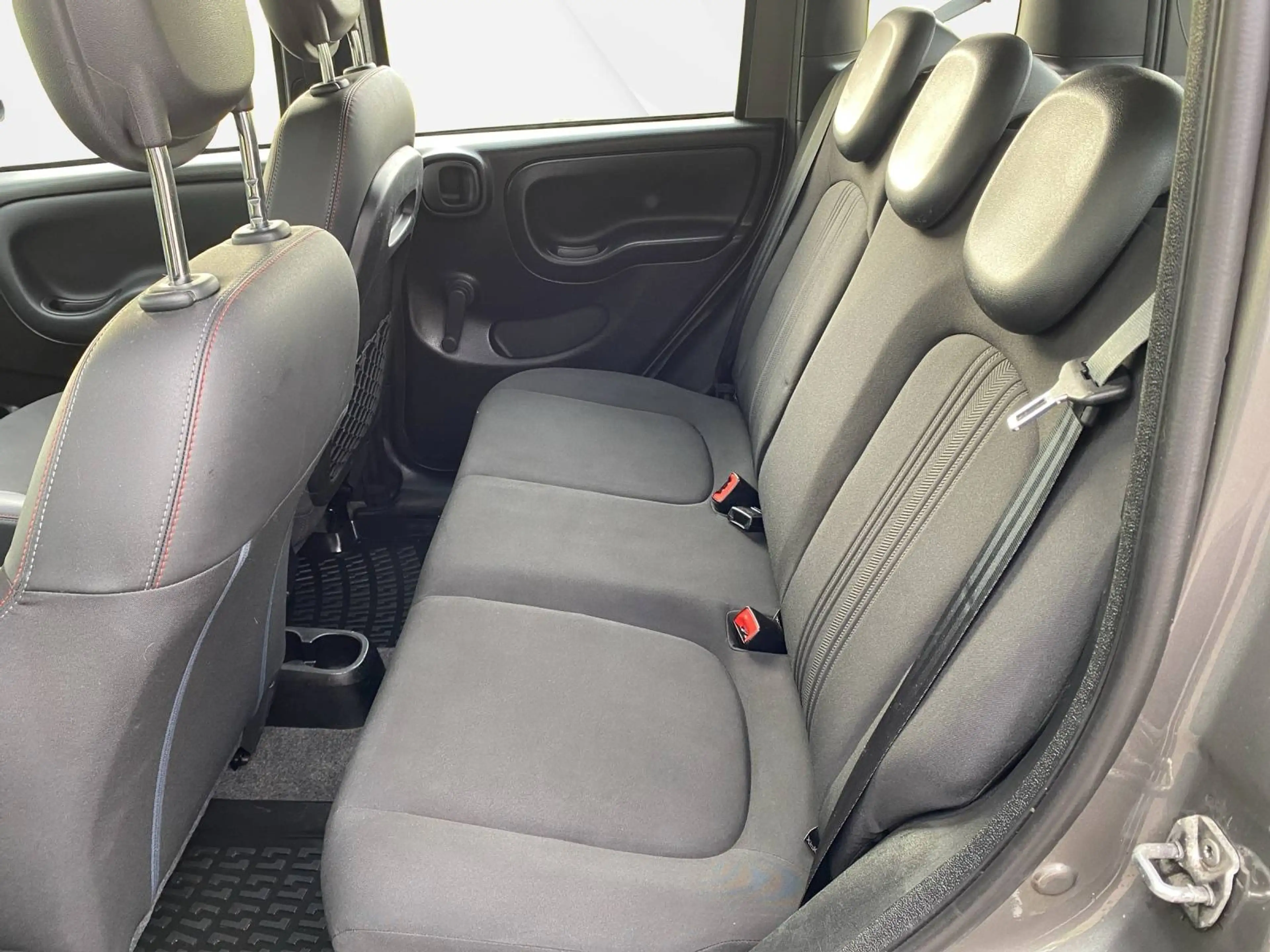 Fiat Panda Sport PDC, Klima, DAB — photo 10
