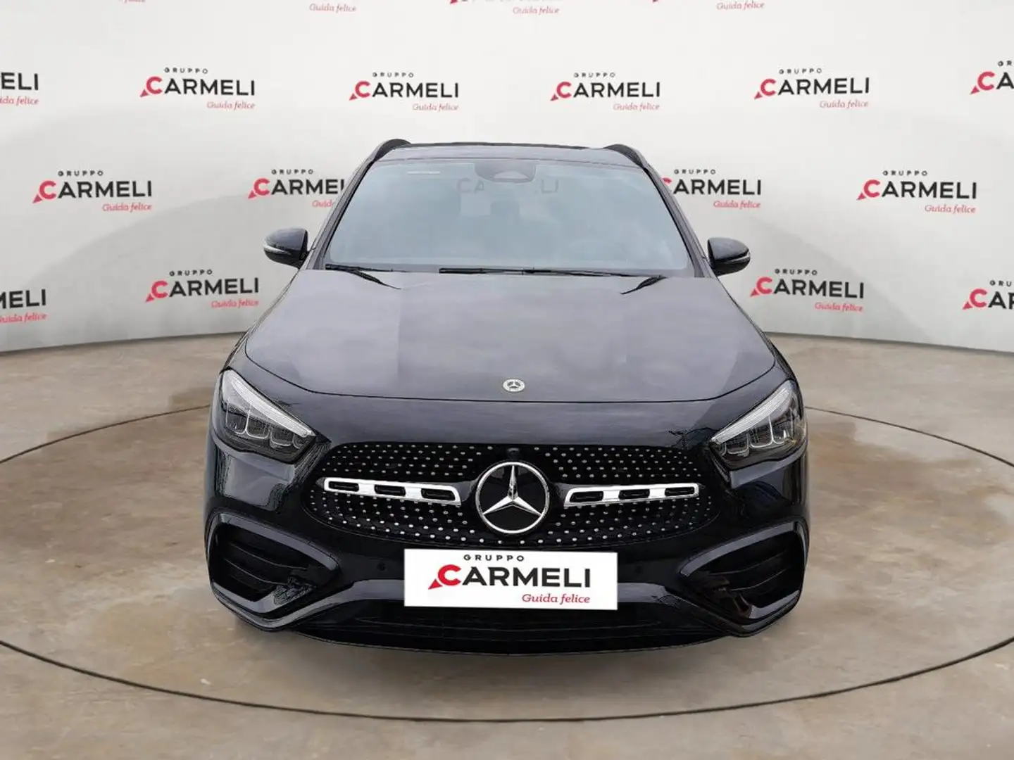 Mercedes-Benz GLA 200 AMG Line Premium auto NIGHT PACK - CERCHI 19 Nero - 2