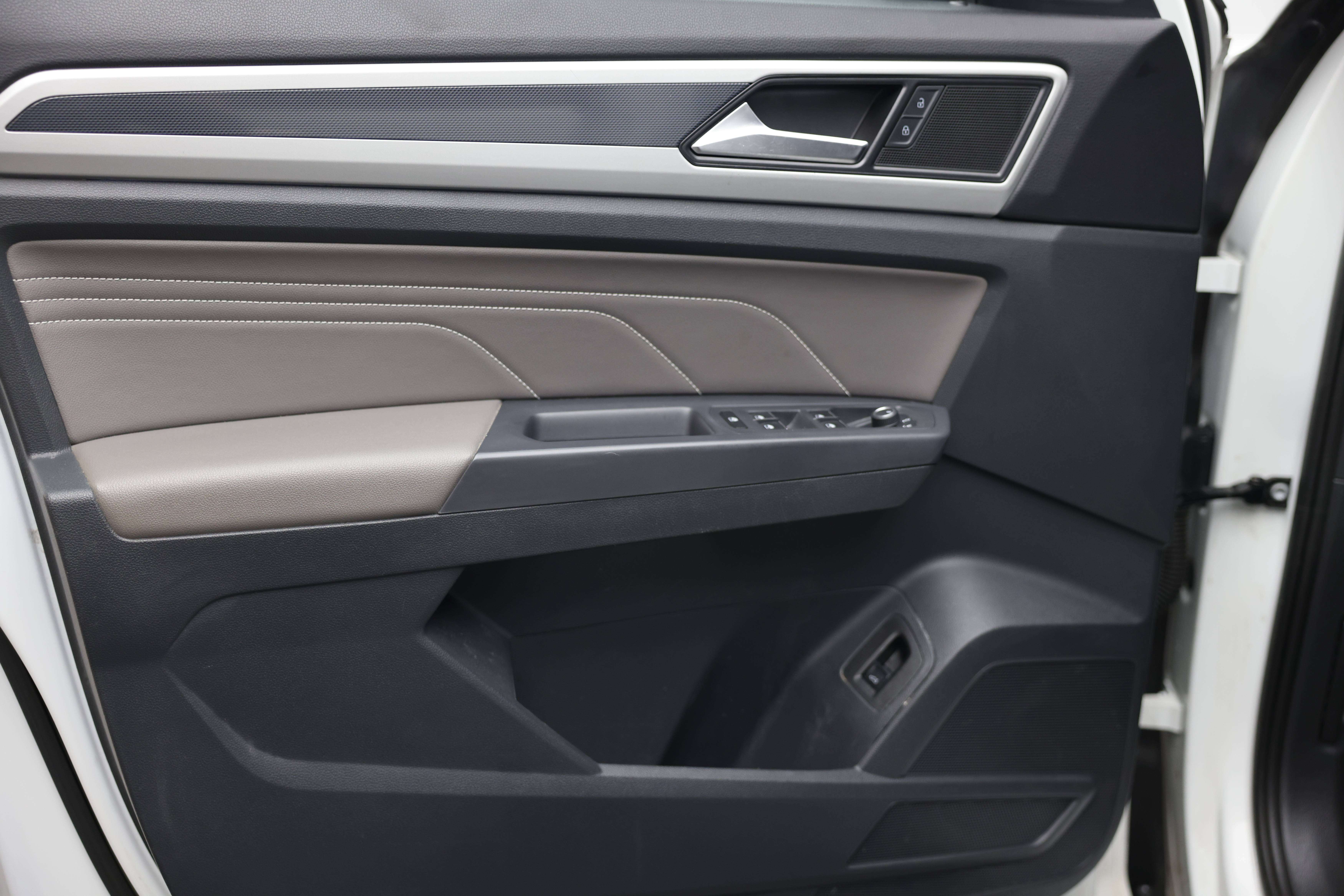 2021 Volkswagen Atlas Cross Sport