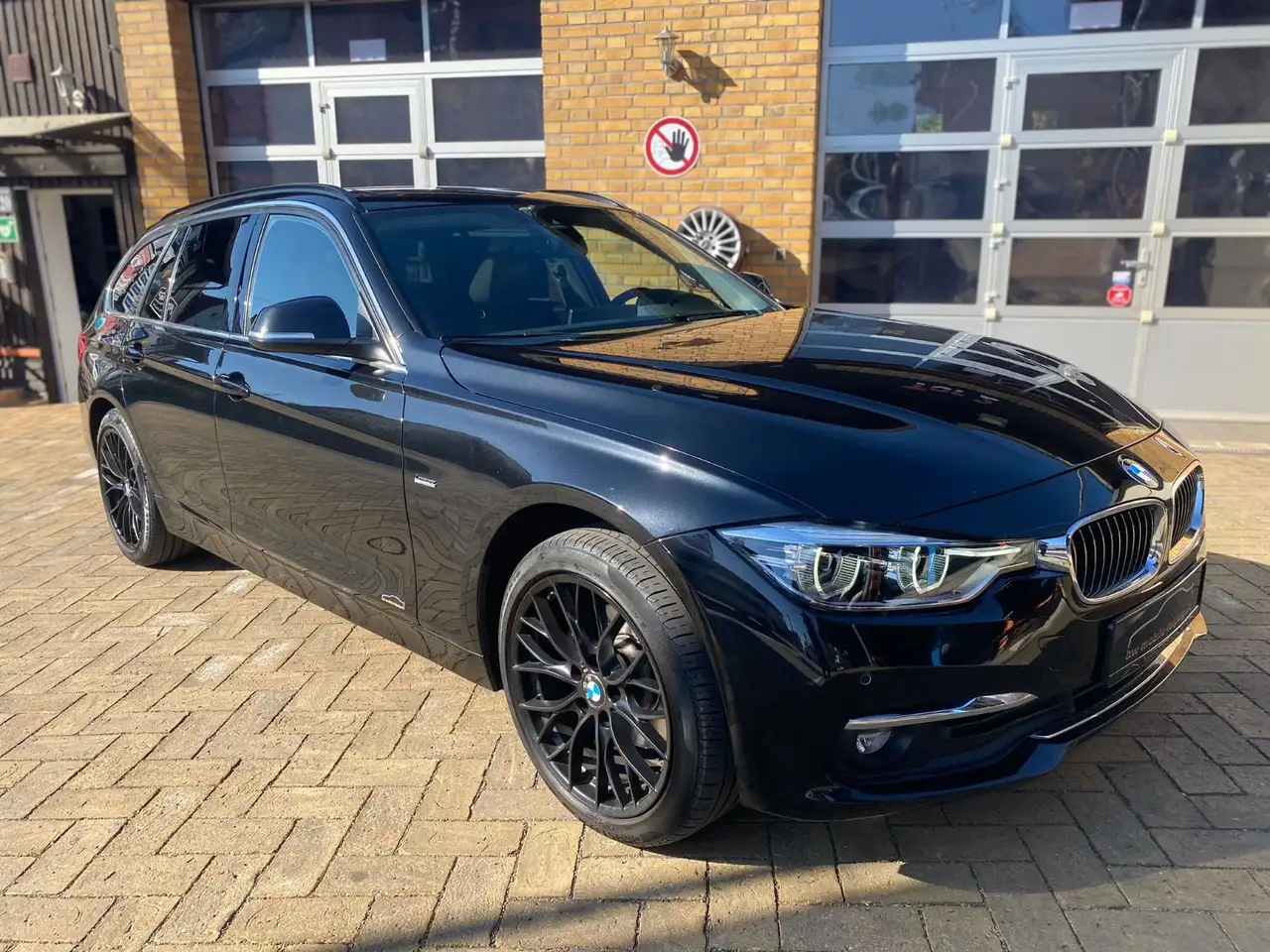 BMW 320
