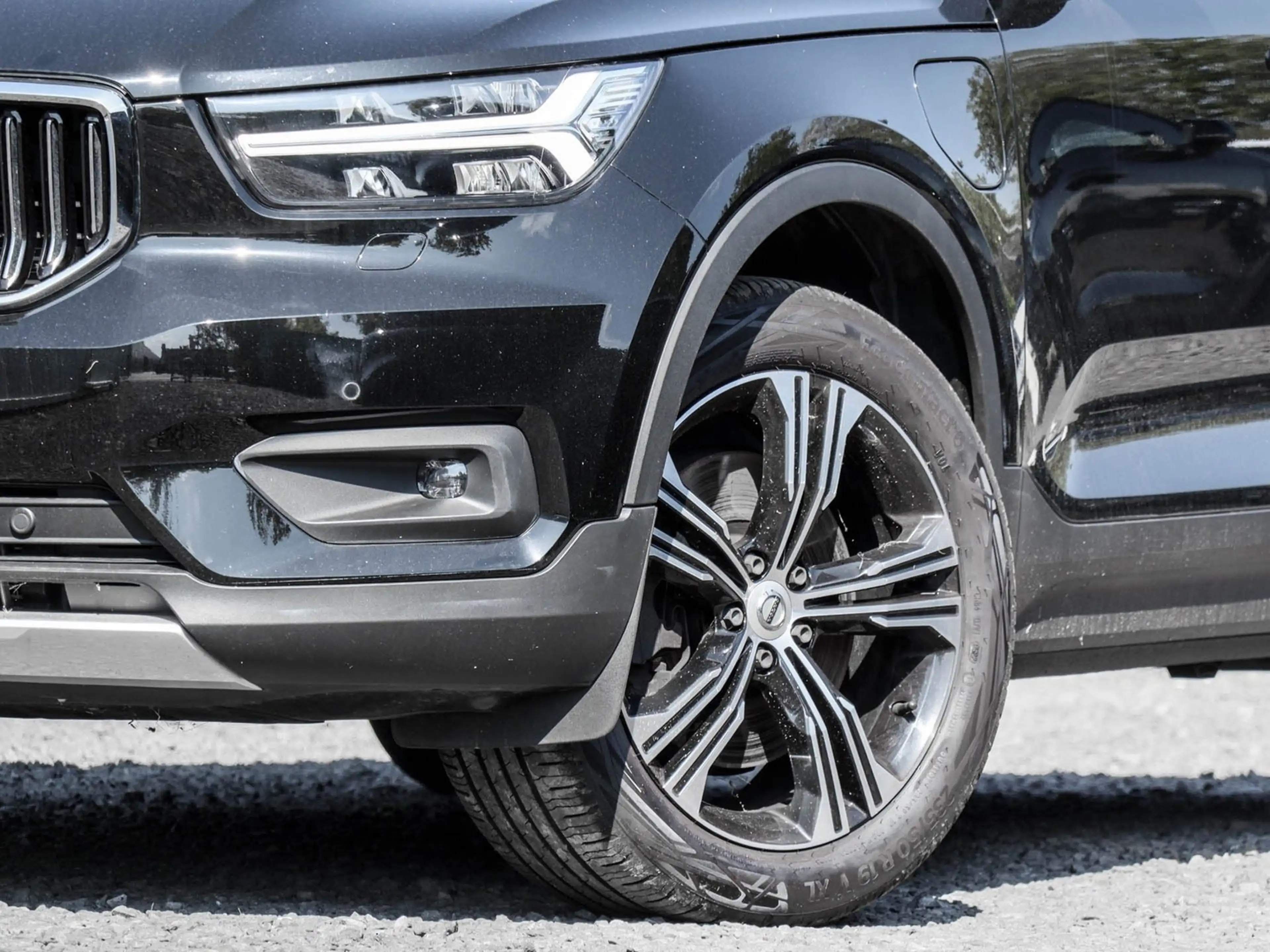 Volvo XC40 T5 Inscription Recharge Plug-In Hybrid Licht u ... — photo 5