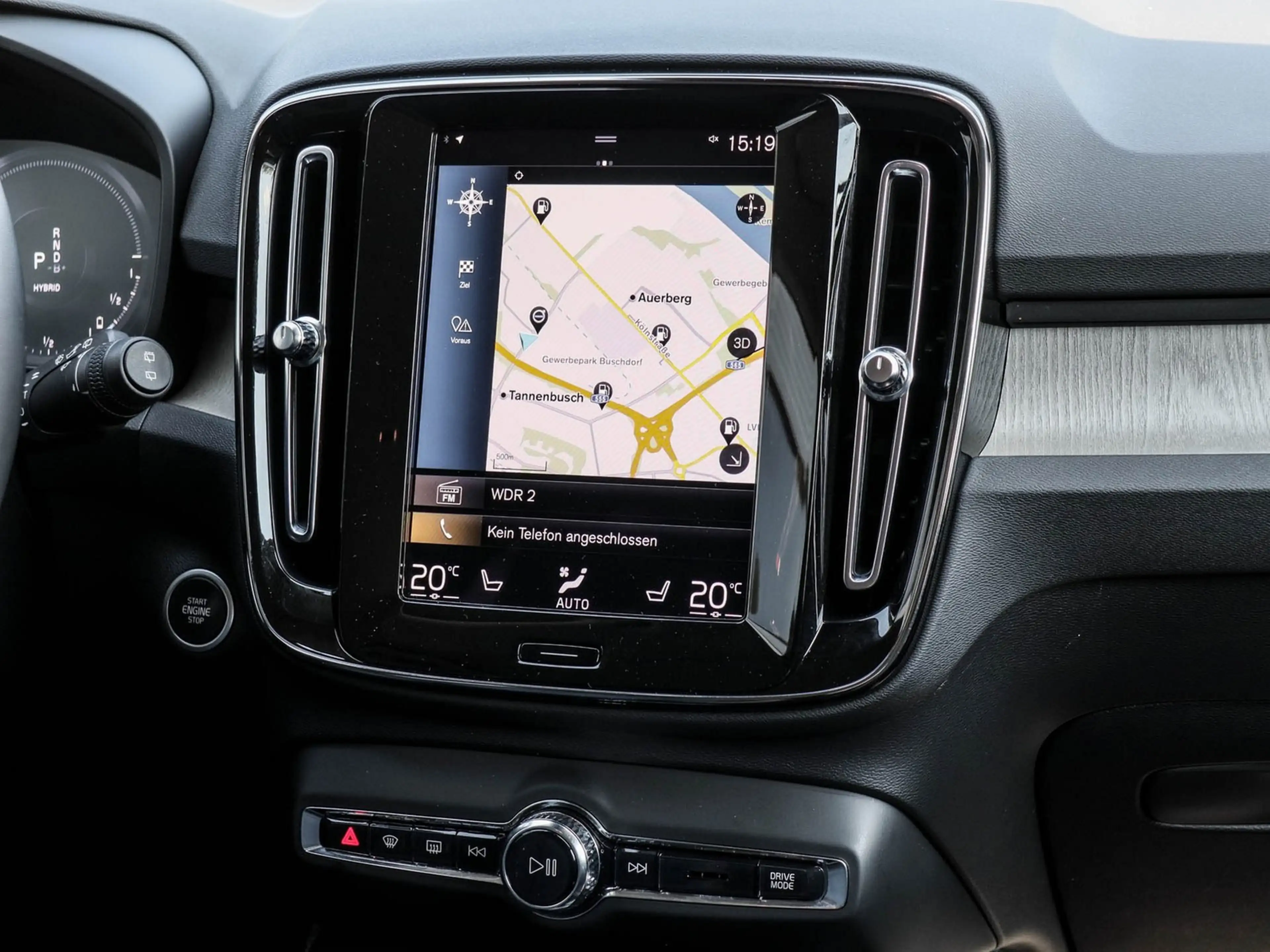 Volvo XC40 T5 Inscription Recharge Plug-In Hybrid Licht u ... — photo 7