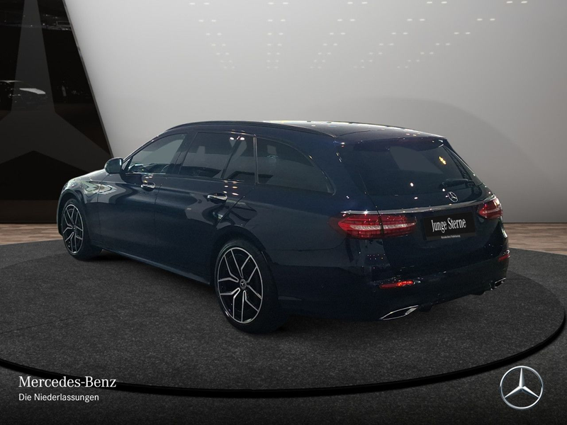 Mercedes-Benz E 400 d T 4M AMG+NIGHT+360+AHK+MULTIBEAM+FAHRASS — photo 10