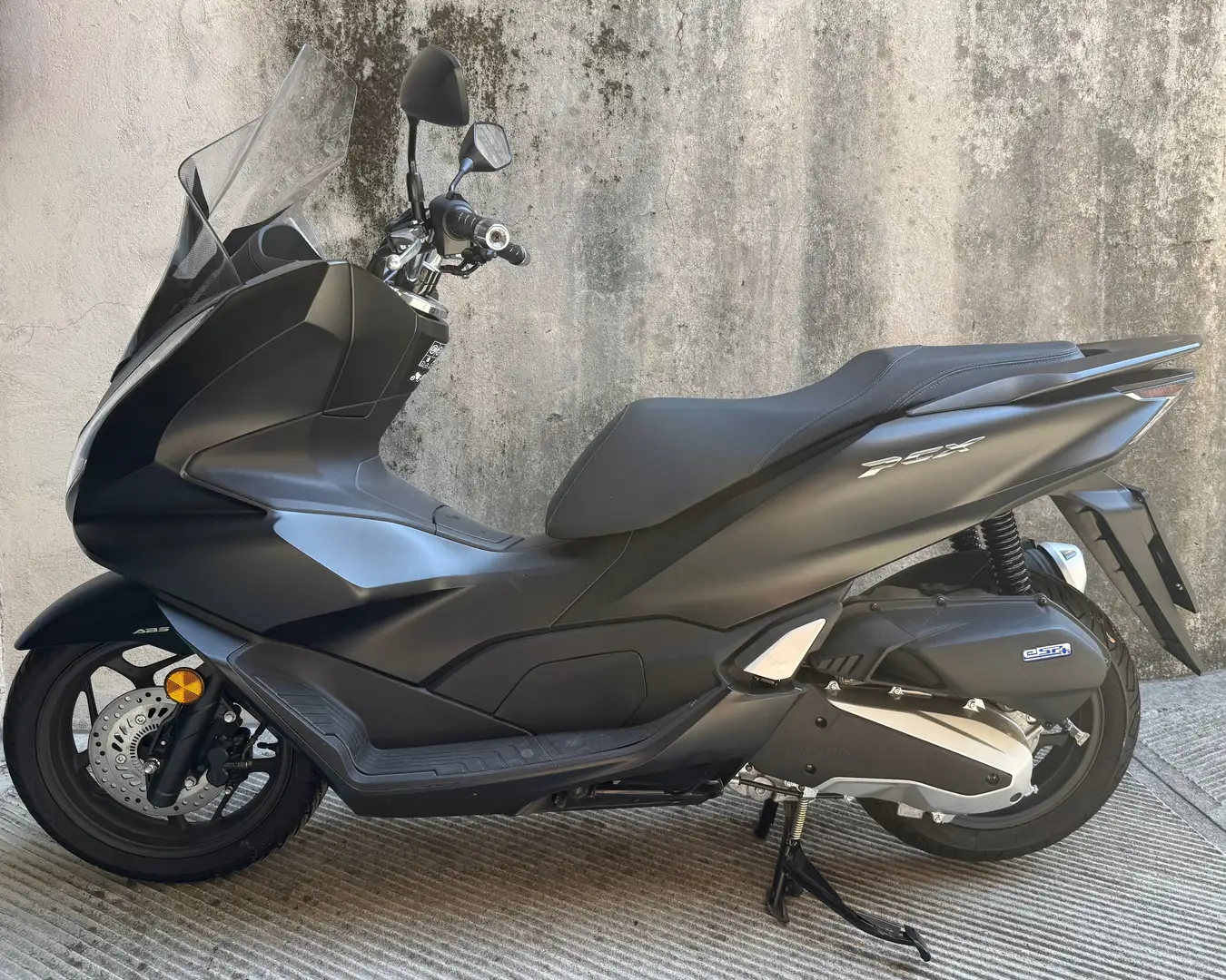 Honda PCX 125 Nero - 2