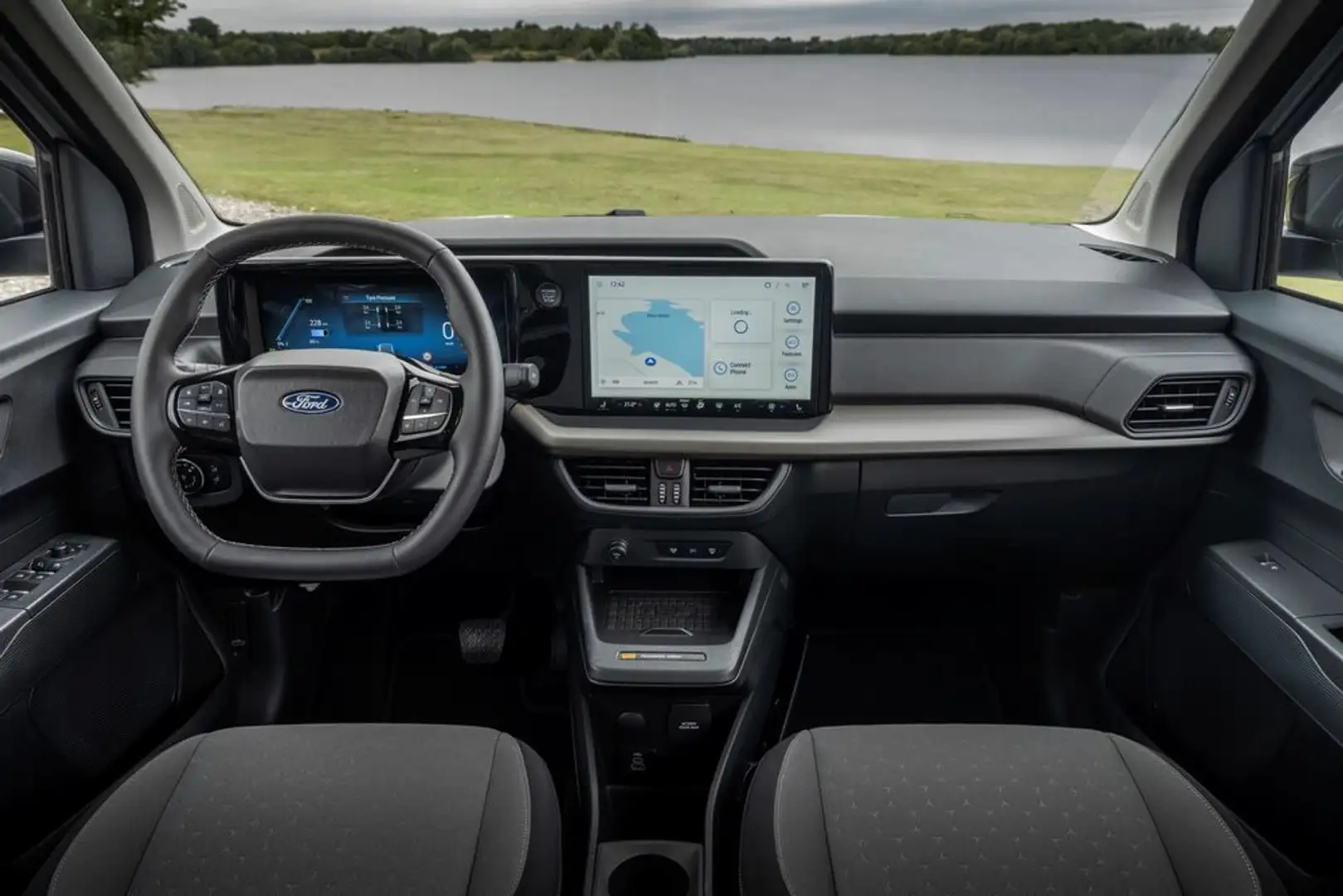 Ford Tourneo Courier E-Titanium Bianco - 2