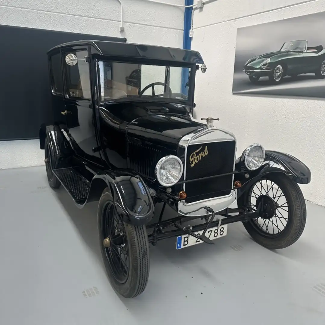 Ford Model T Noir - 1