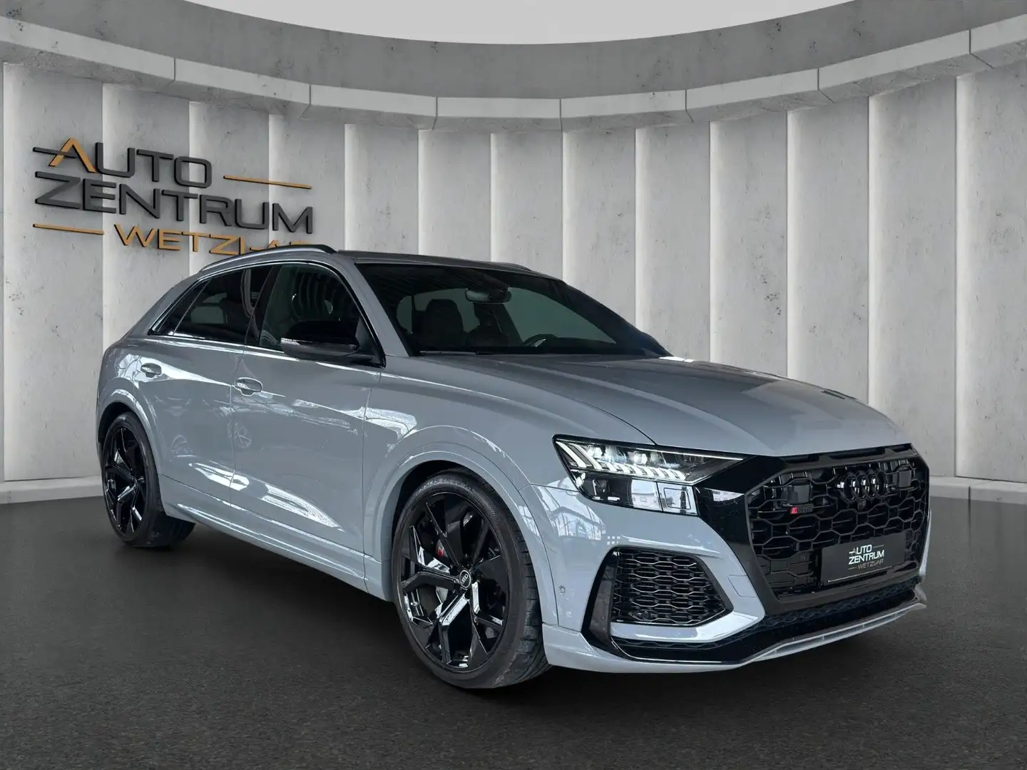 Audi RS Q8 4.0 TFSI quattro Matrix Pan Keramik AHK B&O Grau - 1