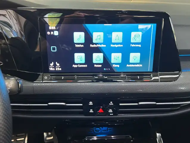 Volkswagen Golf view 12