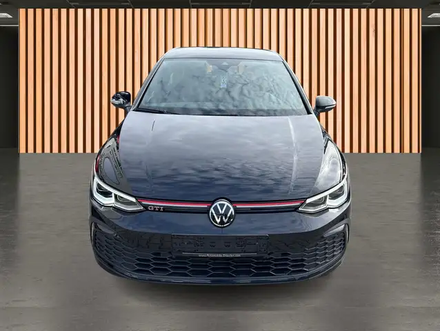 Volkswagen Golf view 20