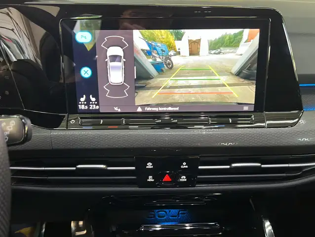 Volkswagen Golf view 10