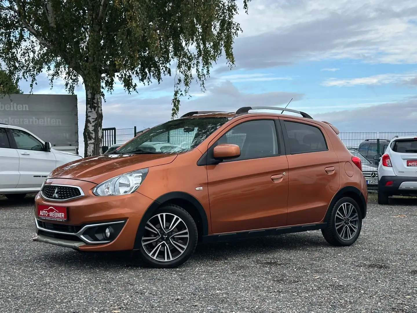 Mitsubishi Space Star Cross * Limitierte Edition 73/1600 * Orange - 1