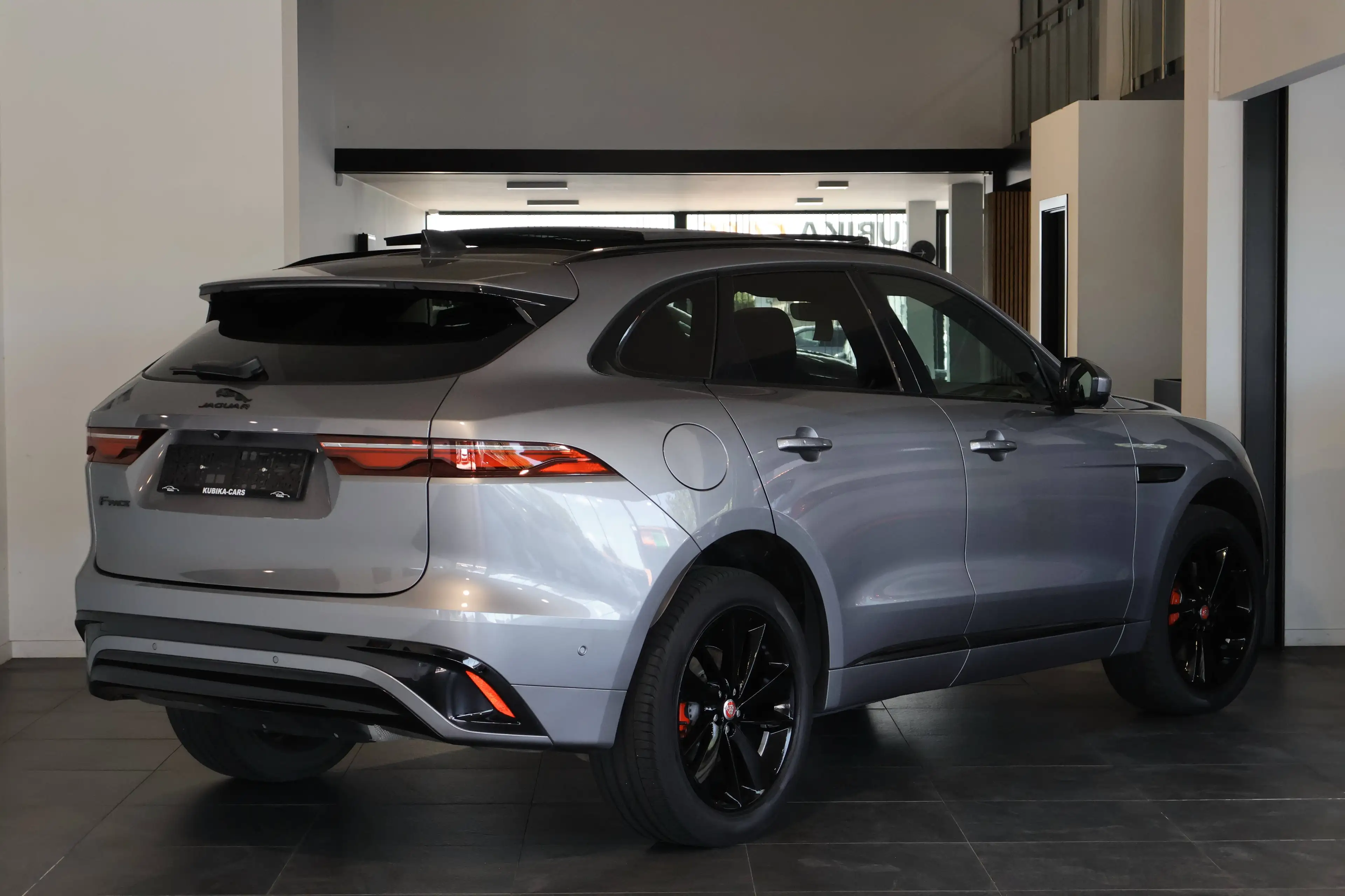 Jaguar F-Pace 2.0 T AWD P250 R-Dynamic S Pano Leder Elek. Zetels Garantie* — photo 6