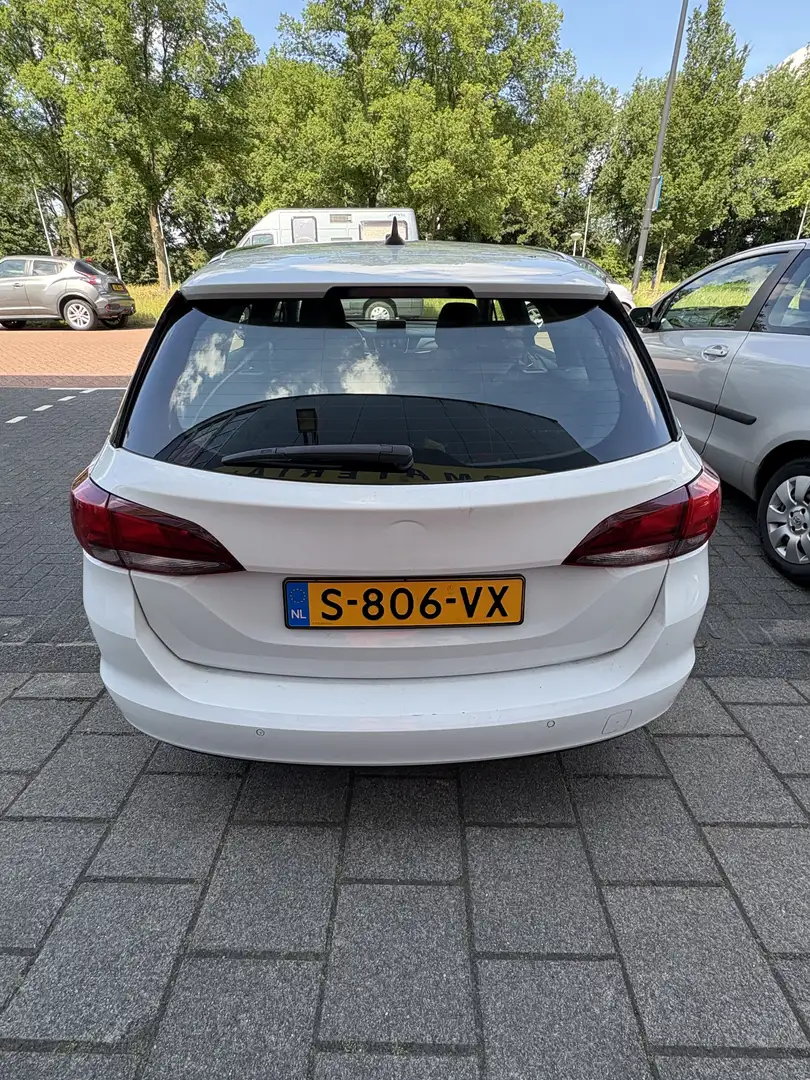 Opel Astra 1.6 CDTI Business Ex Wit - 1