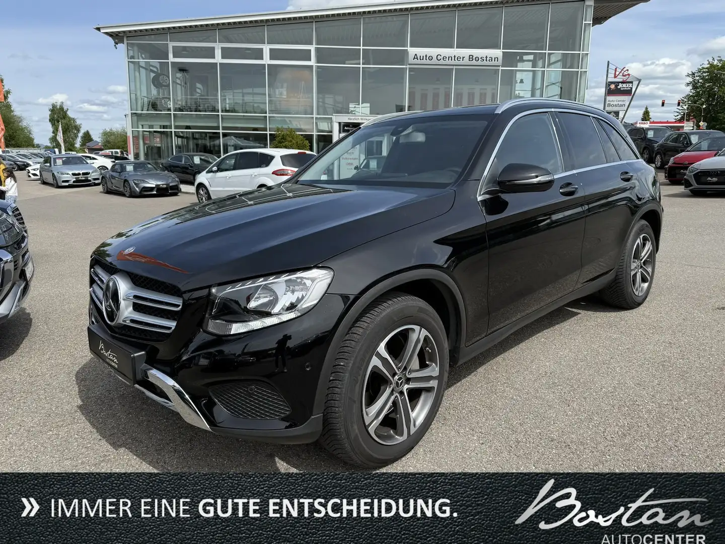 Mercedes-Benz GLC 250 d/PANORAMA/4-MATIC/NAVI/ACC/SCHECKHEFT Zwart - 1