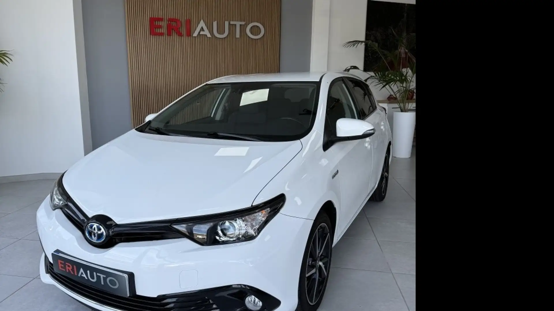 Toyota Auris Touring Sports hybrid 140H Feel! Edition + Led Bianco - 1