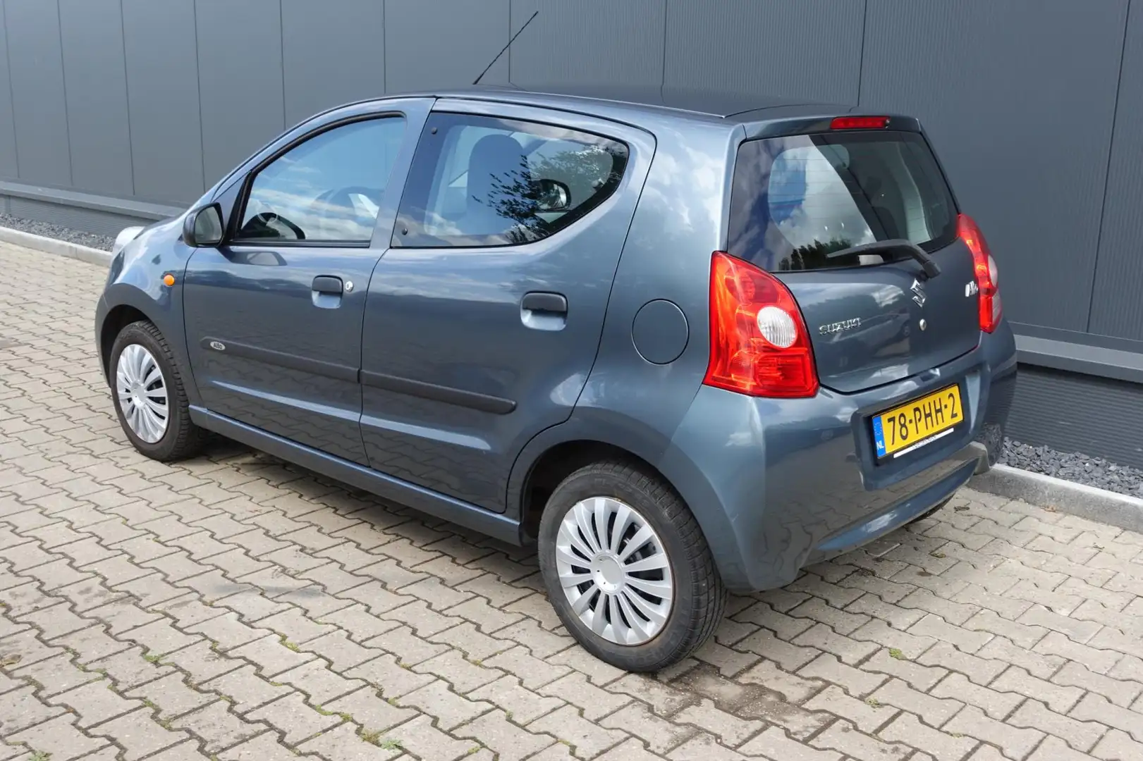 Suzuki Alto 1.0 Comfort Plus Grey - 2