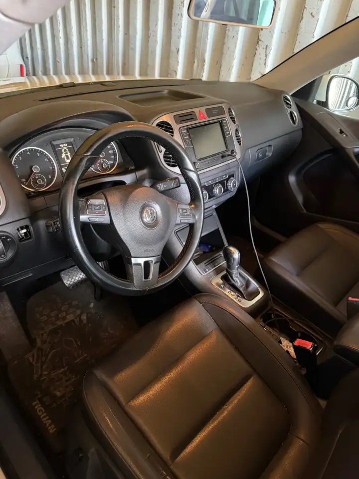 Volkswagen Tiguan снимка Volkswagen Tiguan