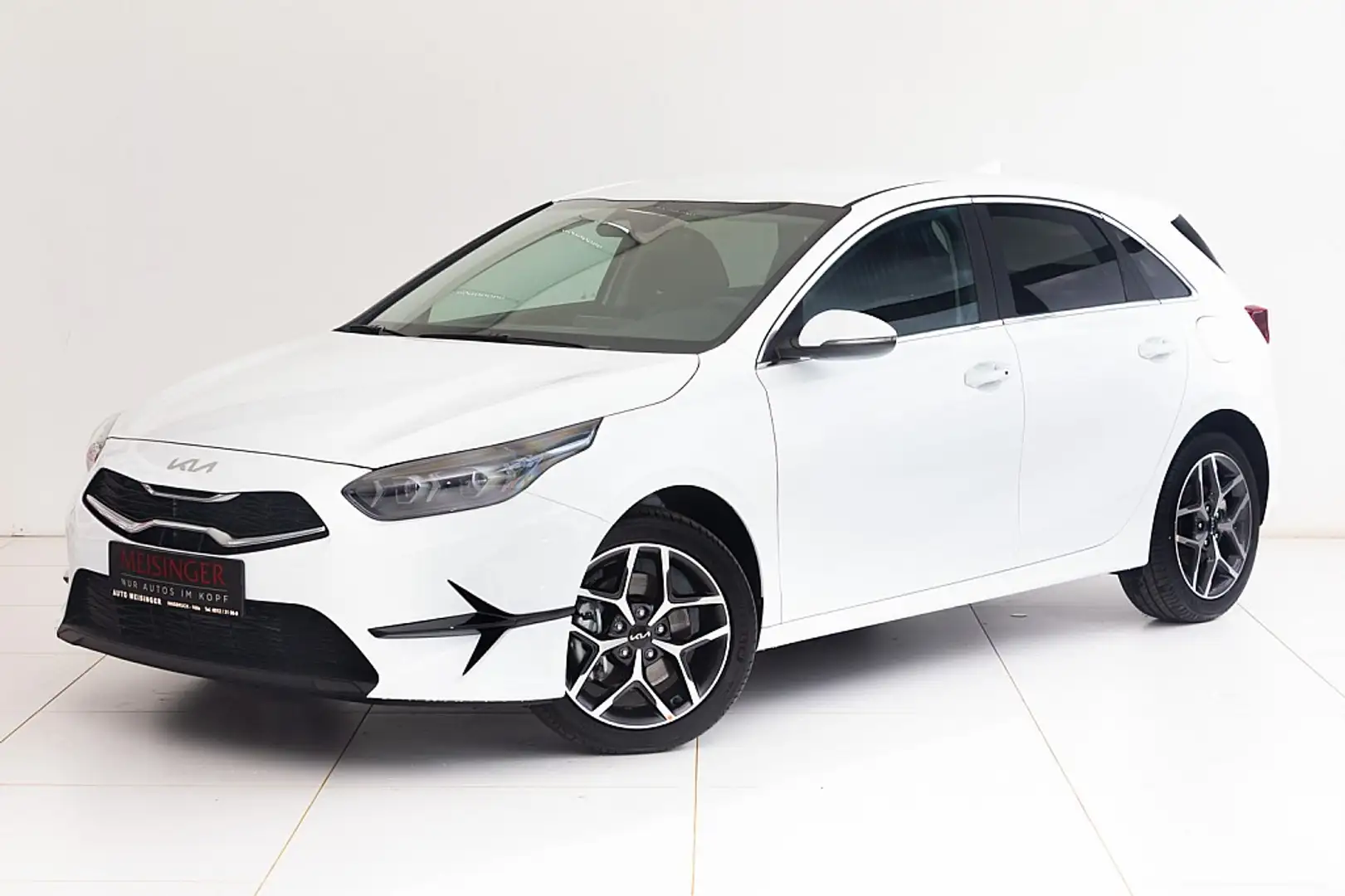Kia Ceed / cee'd ceed 1,5 TGDI Gold Weiß - 1