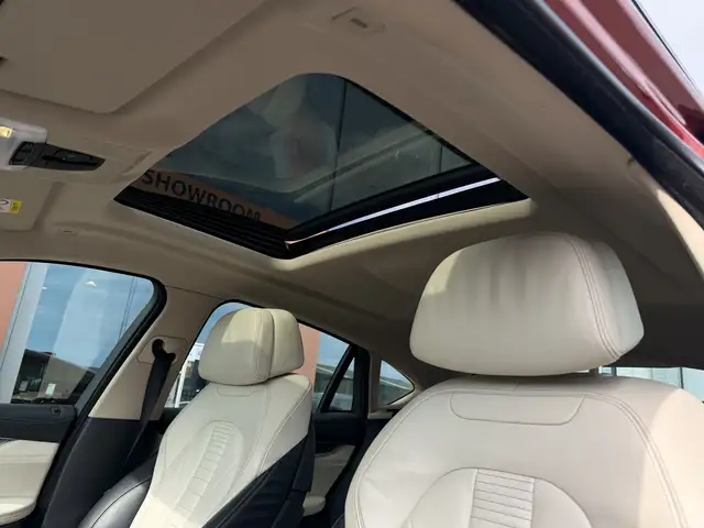 BMW X6 view 6