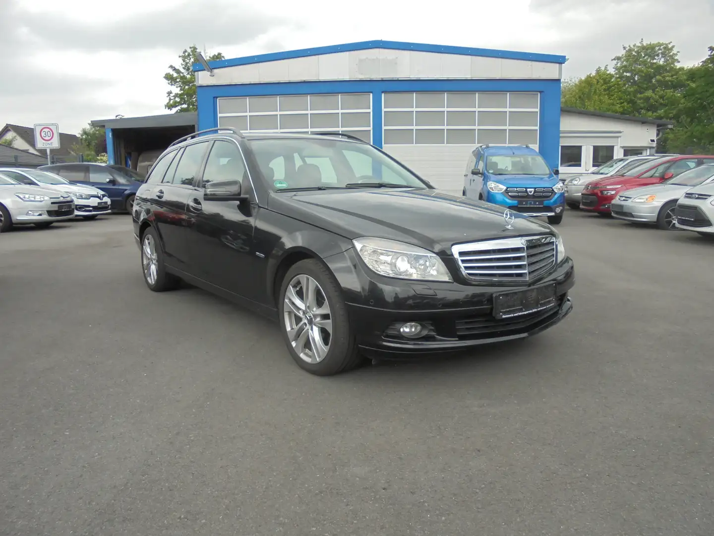 Mercedes-Benz C 200 C 200 T CDI  BlueEfficiency ,Navi,Xenon Schwarz - 2