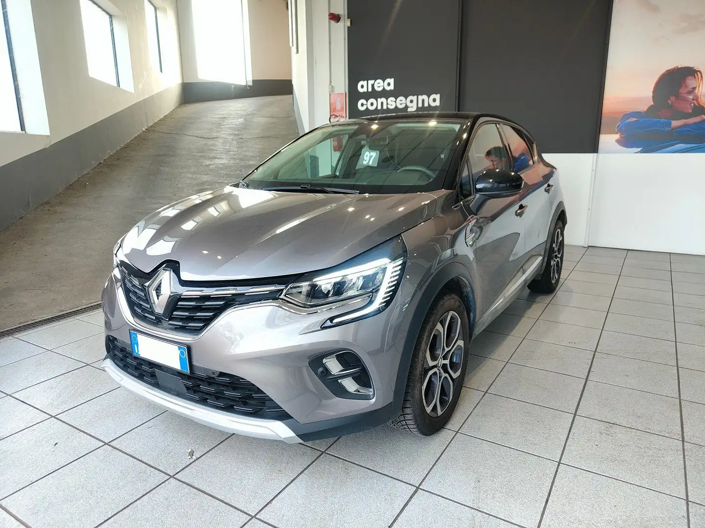 Renault Captur TCe 100cv GPL Techno Grijs - 1