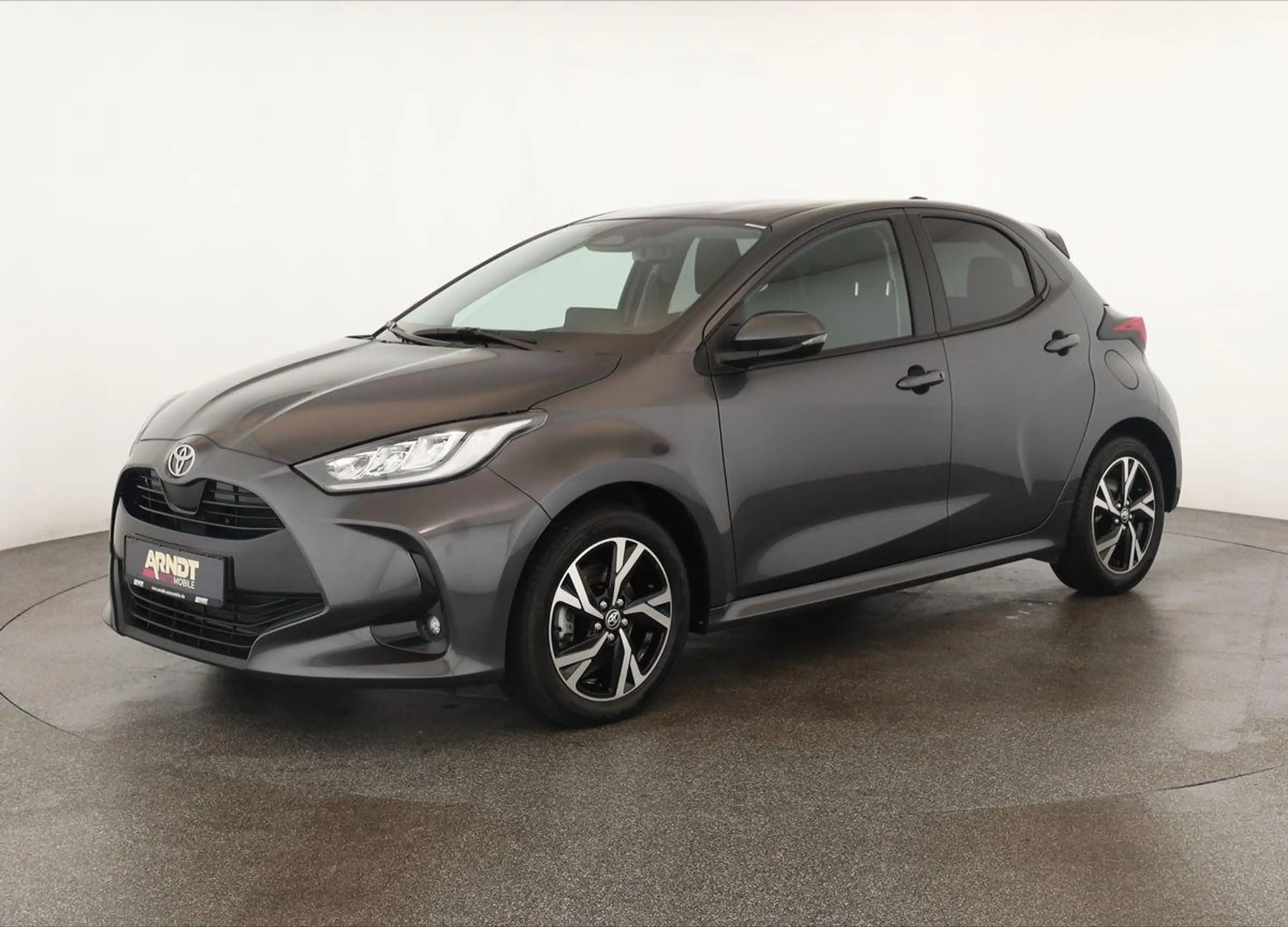 Toyota Yaris Hybrid 116 Teamplayer LED App SHZ Key Kam — photo 2
