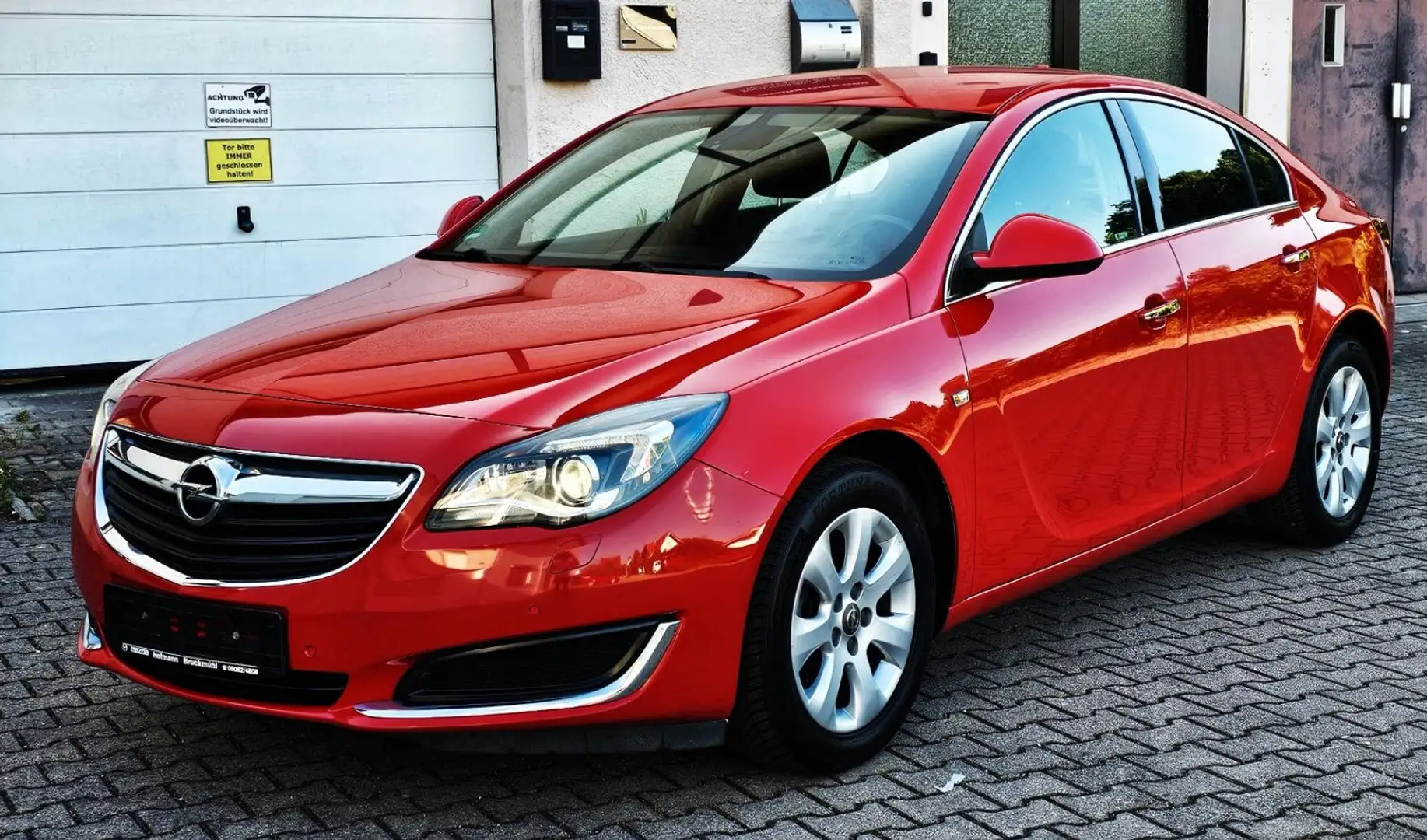 Opel Insignia 1.6 Turbo Lim. INNOVATION TÜV NEU EURO6 Rot - 1