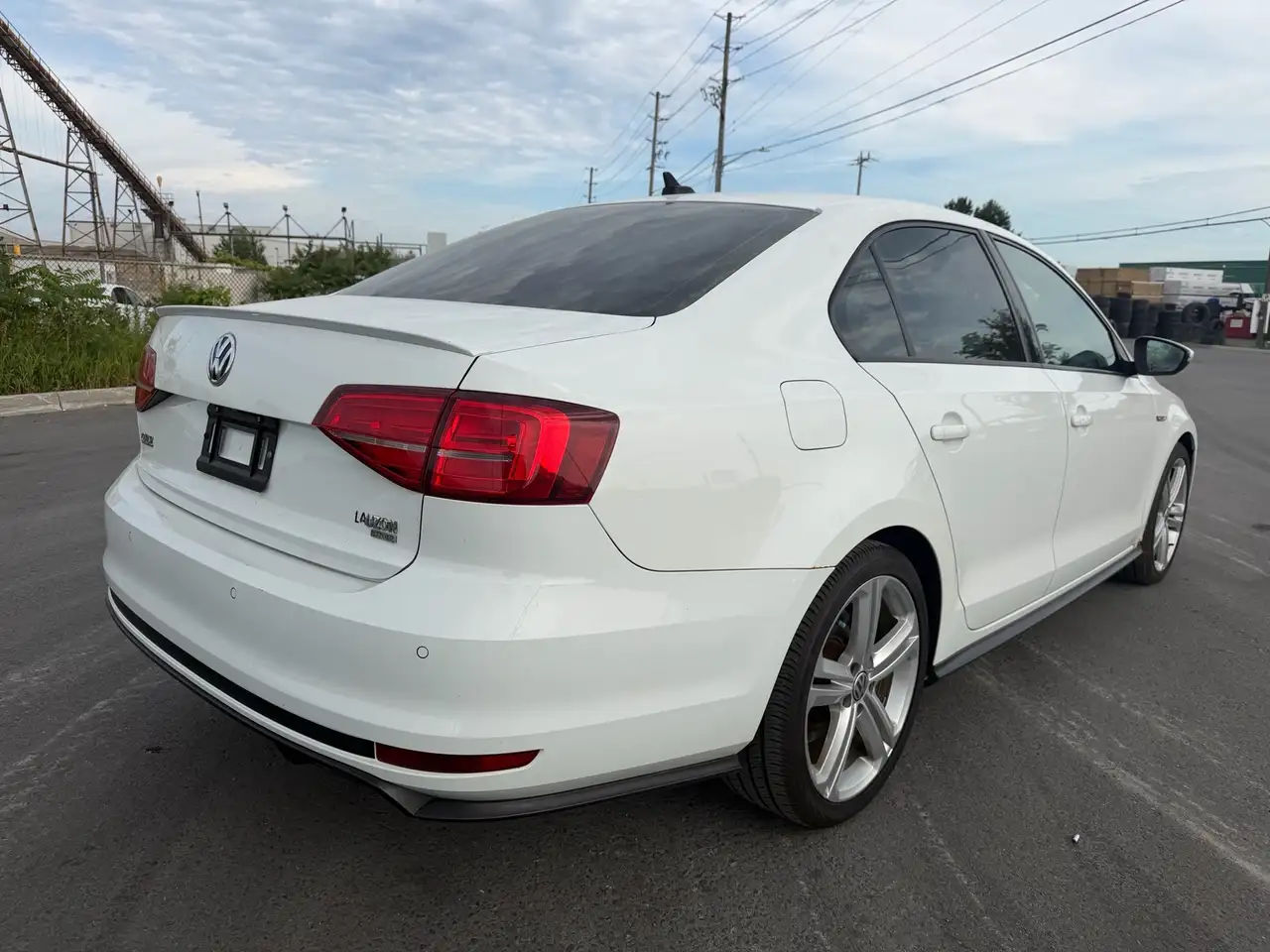 Volkswagen Jetta снимка Volkswagen Jetta