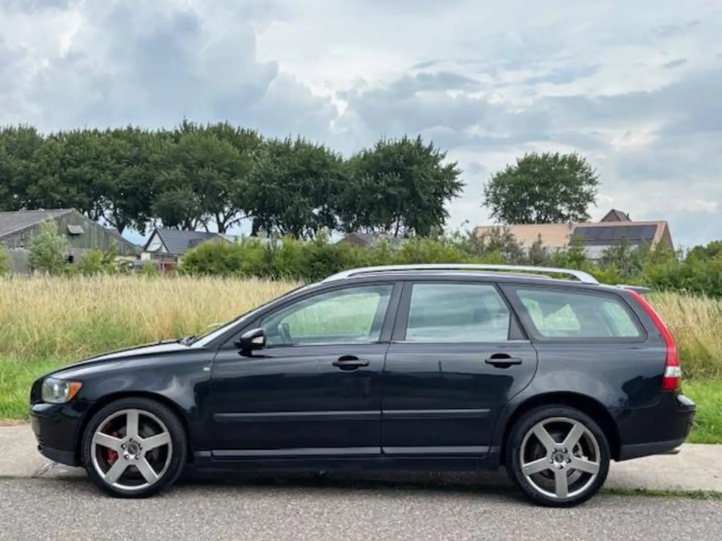 Volvo V50 2.4 Elan ECC Audio/CD Leder/stof LMV 18" Cruisecon Schwarz - 2