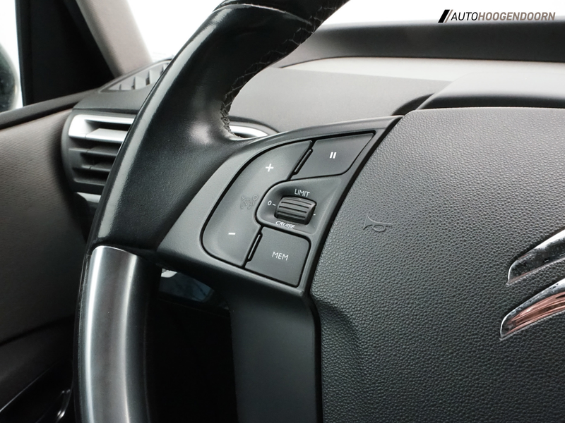 Citroen Grand C4 SpaceTourer 1.2 PureTech Business Luxe (APPLE CARPLAY,ACHTERUI — photo 18