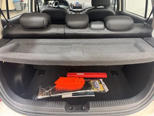 Hyundai i10 view 9