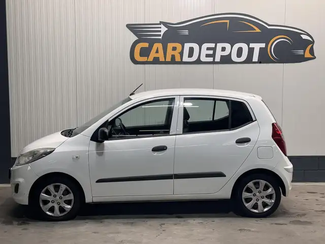 Hyundai i10 view 8