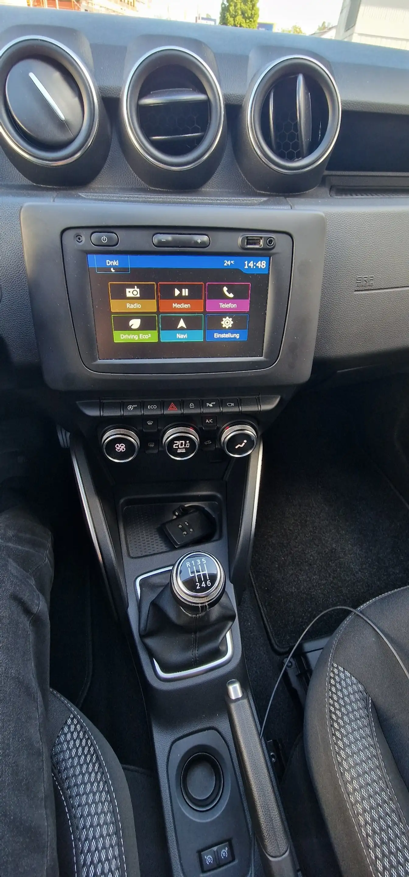 Dacia Duster Prestige — photo 15