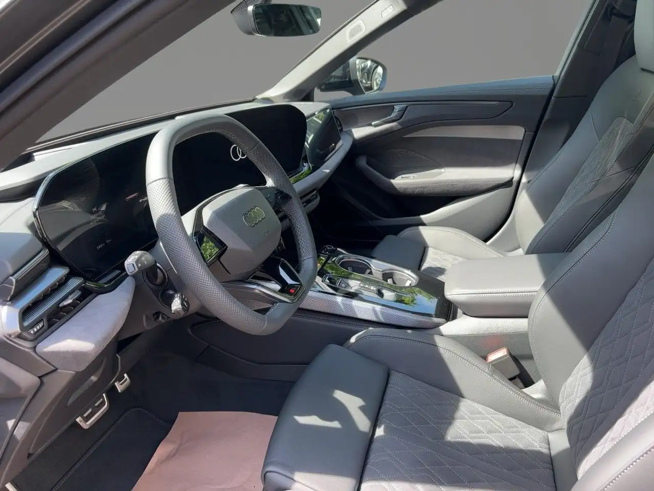 Audi A6 e-hybrid quattro AHK B&O HuD LUFT PANO 7