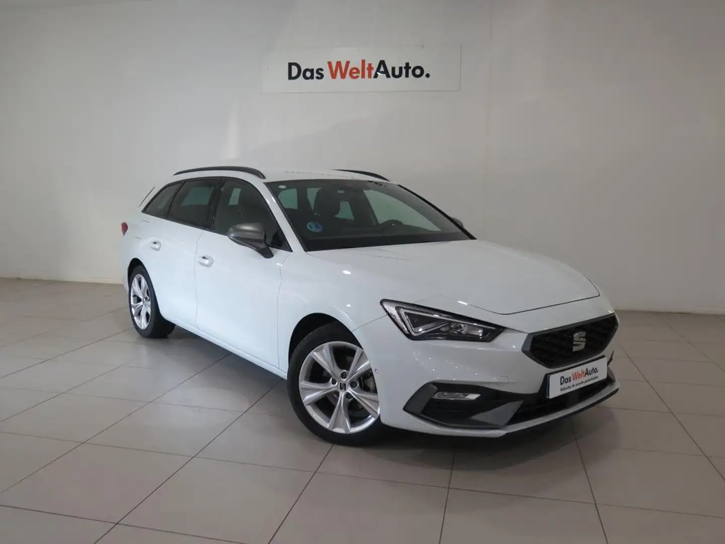 SEAT Leon ST 1.5 eTSI S&S FR Special Edition DSG-7 150 Wit - 1